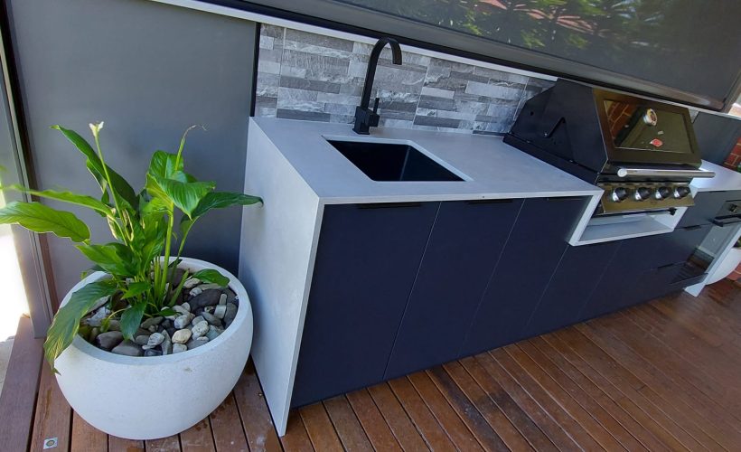 Outdoor kitchen and BBQ joinery
